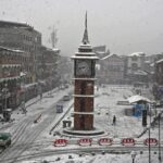 Govt restores helicopter service to snow bound border areas