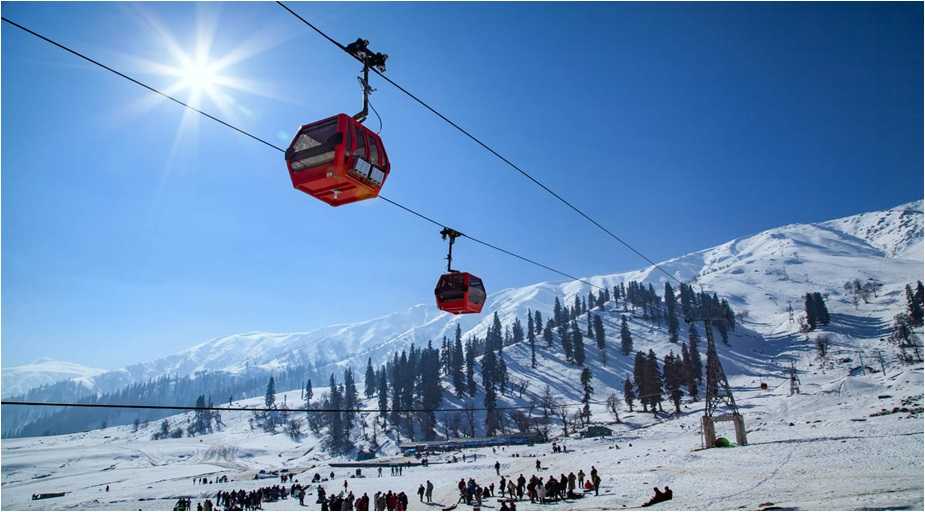 Gulmarg fully booked, Sonamarg at 70% occupancy as tourists flock to Kashmir snow