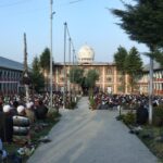 Thousands Flock to Hazratbal for Jumat-ul-Vida as Jama Masjid Remains Closed for Prayers