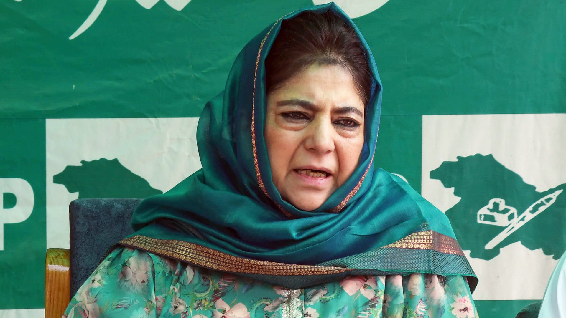 Mehbooba Mufti seeks Crime Branch probe into Chatroo schoolgirl rape-murder case
